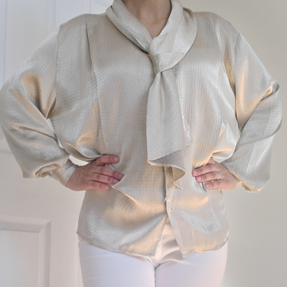 Sonya Ratay For‎ San Andre Size 6 Or Medium Satin Beige Gold Blouse Ascot Carvat